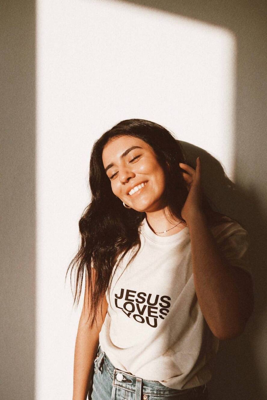 NEW JESUS LOVES YOU short sleeve logo tee - plus in sand tan